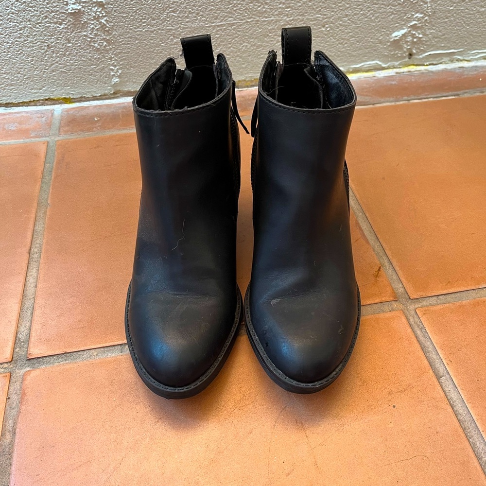 Dolce Vita Womens Ankle Boots